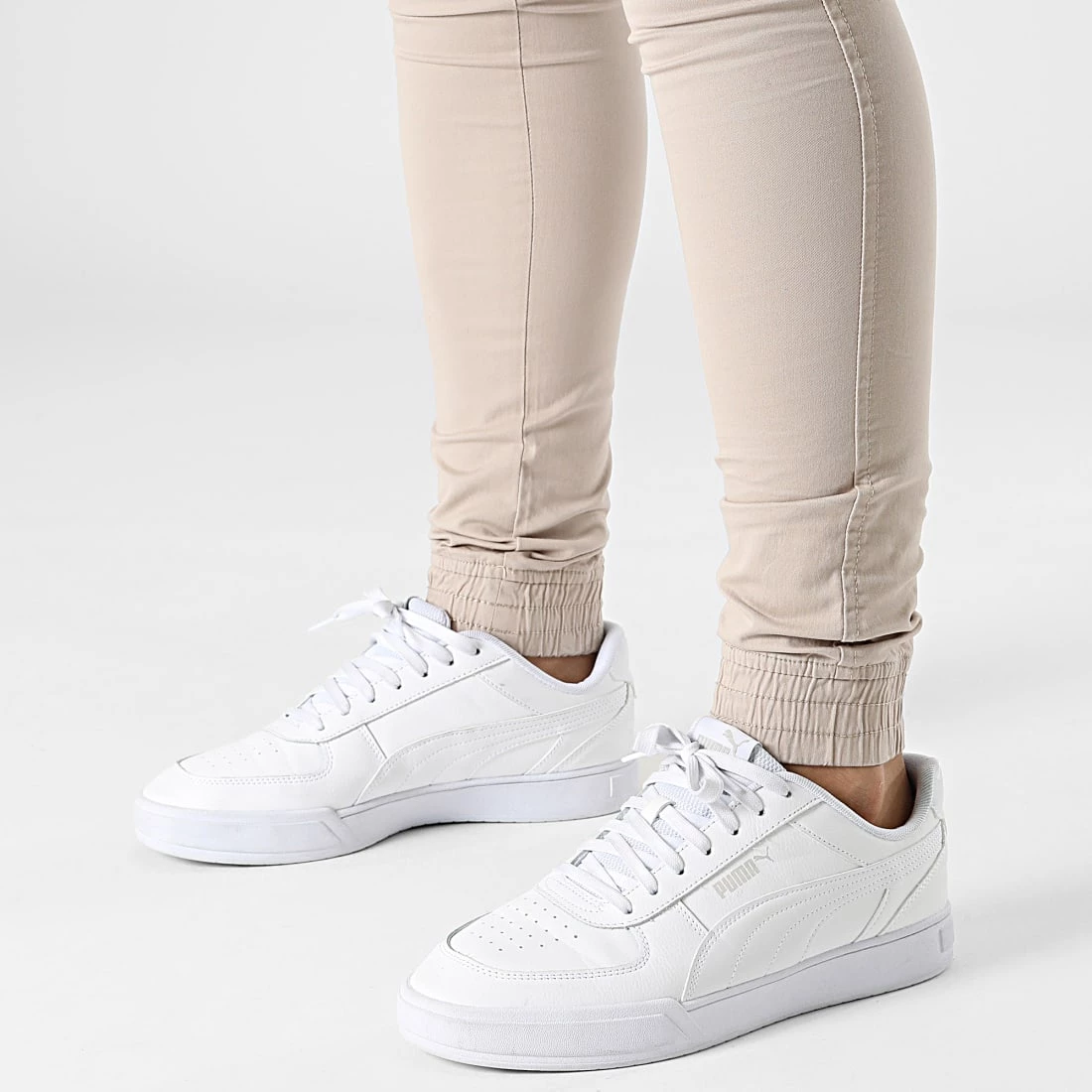 Sortie 🔥 Jogger Pant Skinny Tonya Beige de La Maison Blaggio 👏 – Image 2