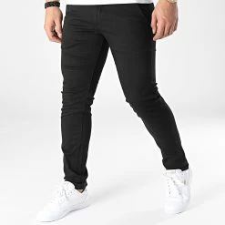 Meilleure affaire 🎉 Pantalon Chino Slim Flex Tapered Noir de Reell 👖 Jeans 🔔