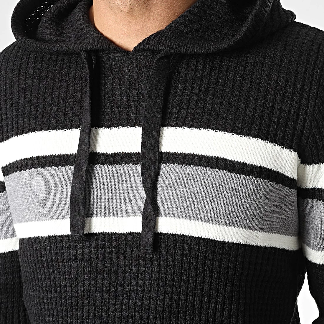 Tout neuf 🔥 Pull Capuche Arcs Noir de Tokyo Laundry ✔️ – Image 2